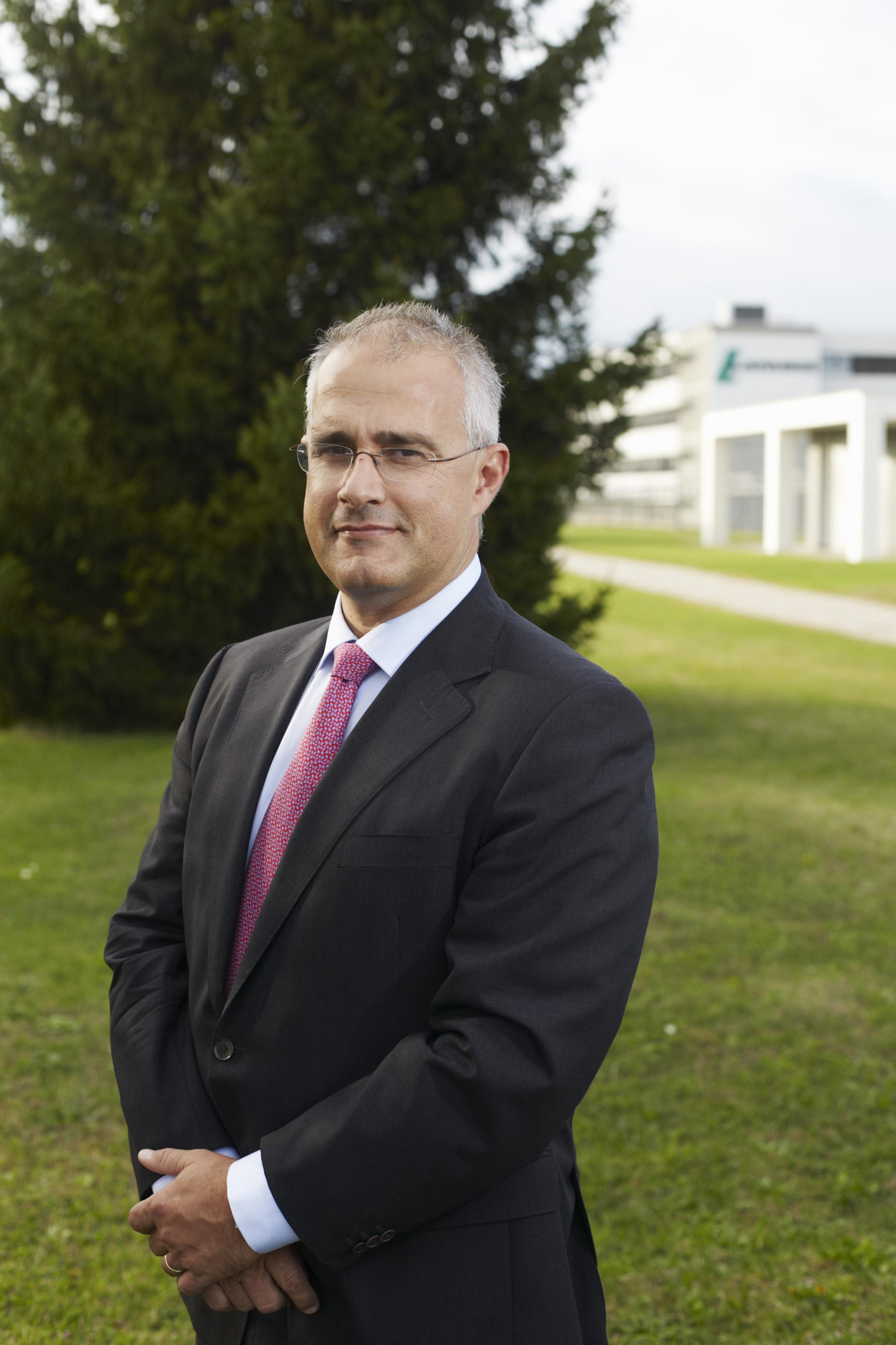 Carlos Espina new director of Lafarge